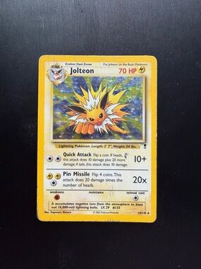 Pokemon Jolteon Yellow Holographic Card